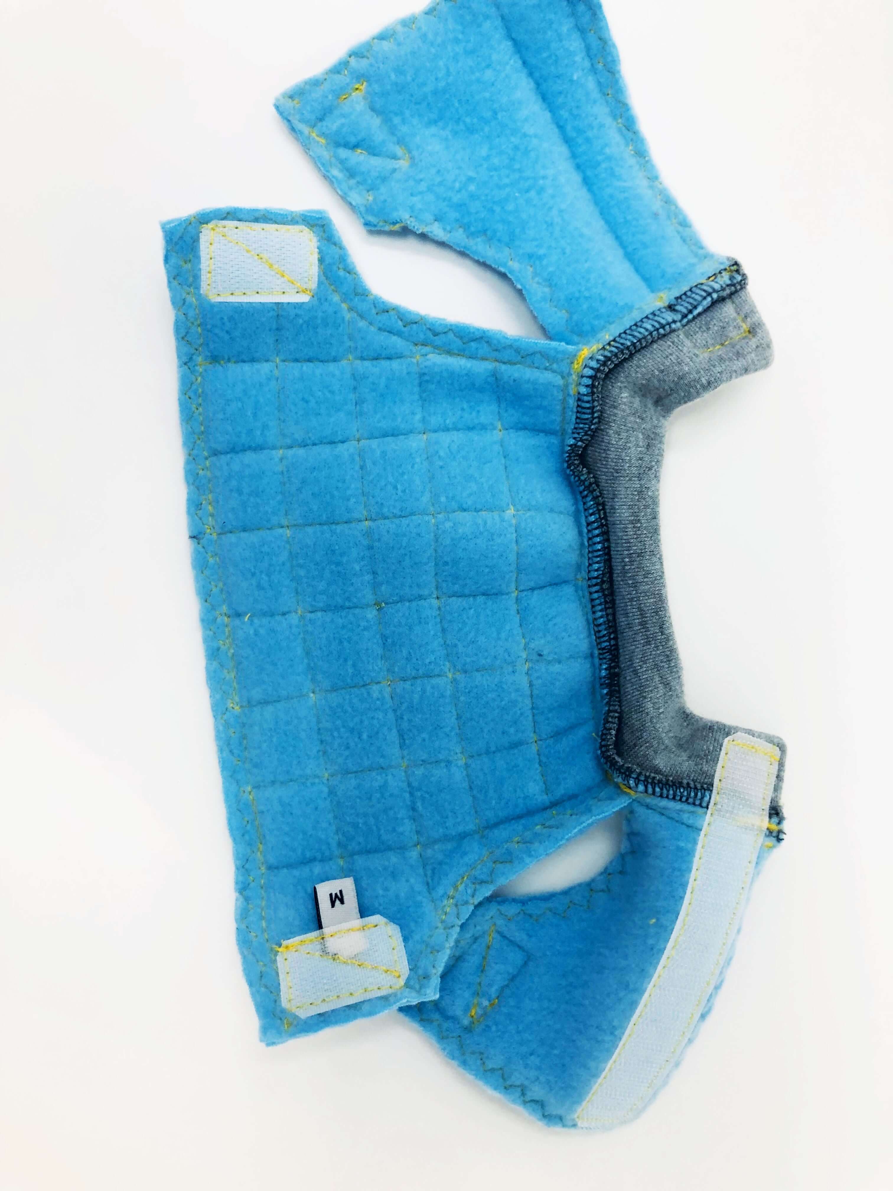 BeakGuard bird vest – reinforced protection to stop excessive chewing and plucking